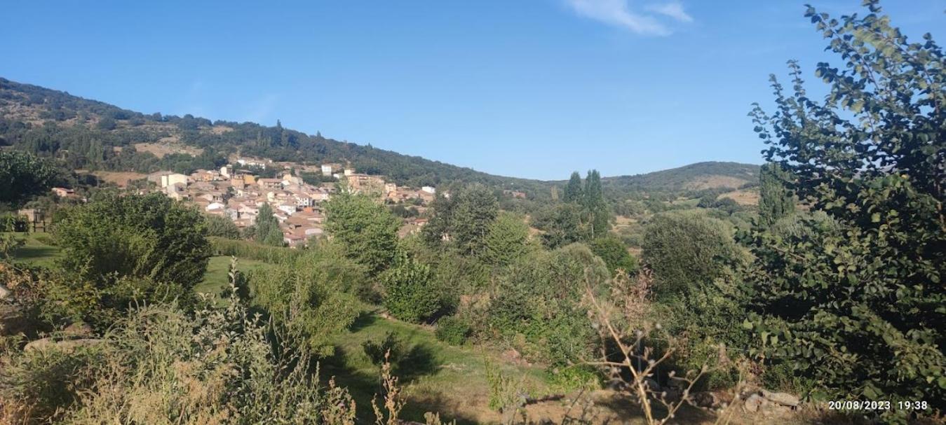 Navacepeda de Tormes La Pasailla De Gredosゲストハウス エクステリア 写真